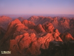 Sonnenaufgang über den Bergen von Sinai